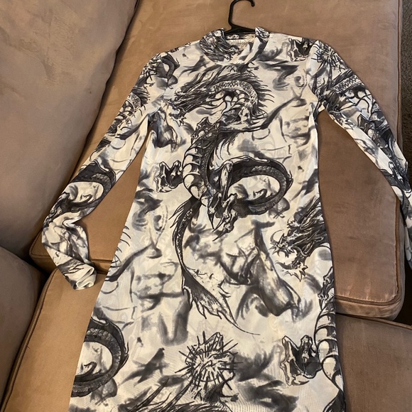 Selling - Picture 1 of 1